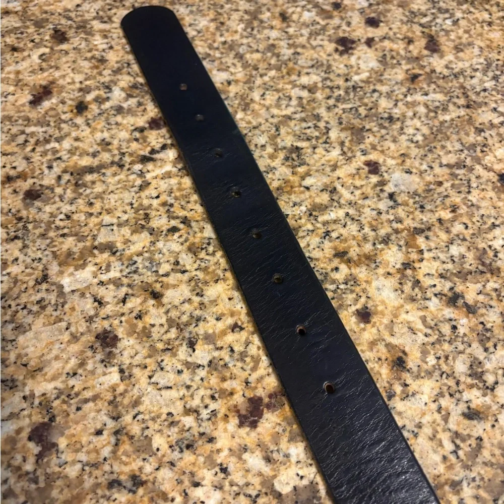 AMISH MADE IN USA HANDCRAFTED CHUNKY BLACK LEATHER MENS BELT SIZE 42